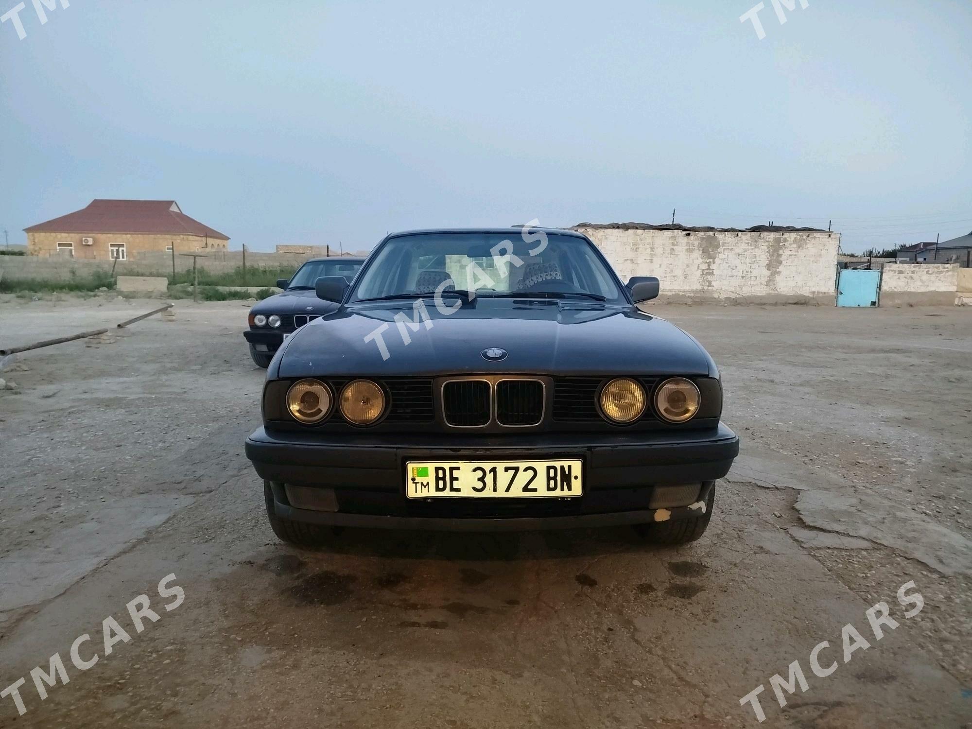 BMW 525 1989 - 35 000 TMT - Gumdag - img 5