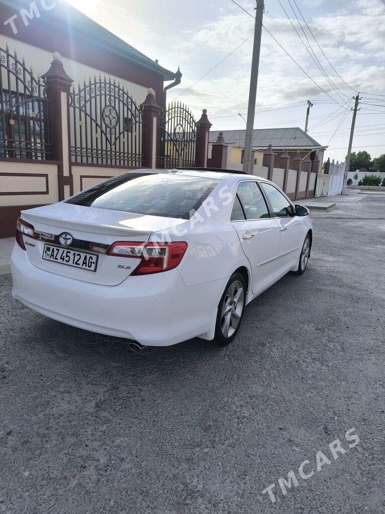 Toyota Camry 2012 - 220 000 TMT - Büzmeýin - img 4