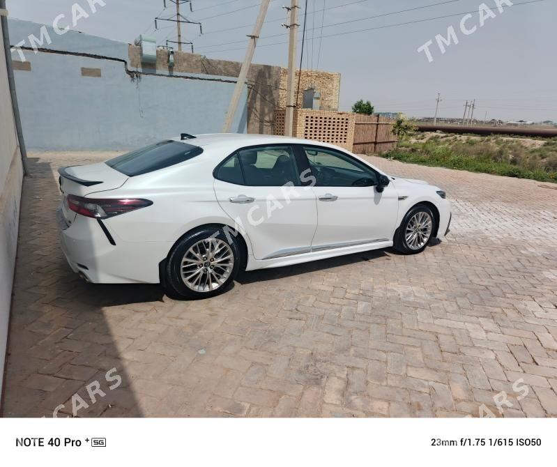 Toyota Camry 2022 - 320 000 TMT - Байрамали - img 3