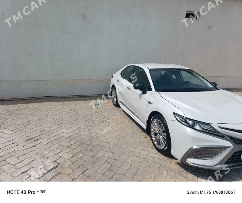 Toyota Camry 2022 - 320 000 TMT - Байрамали - img 5