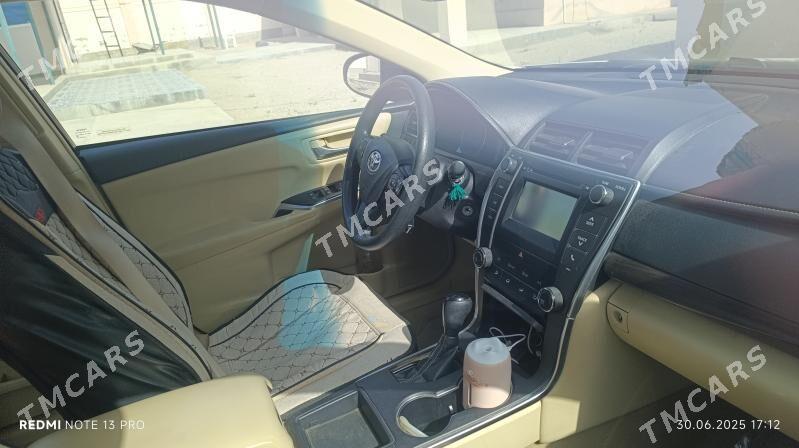 Toyota Camry 2016 - 305 000 TMT - Хазар - img 7