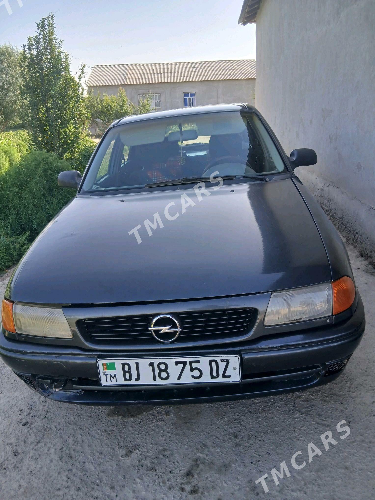 Opel Astra 1994 - 33 000 TMT - Губадаг - img 8