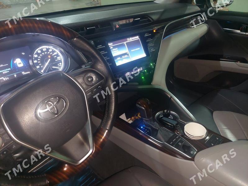 Toyota Camry 2018 - 310 000 TMT - Büzmeýin - img 5