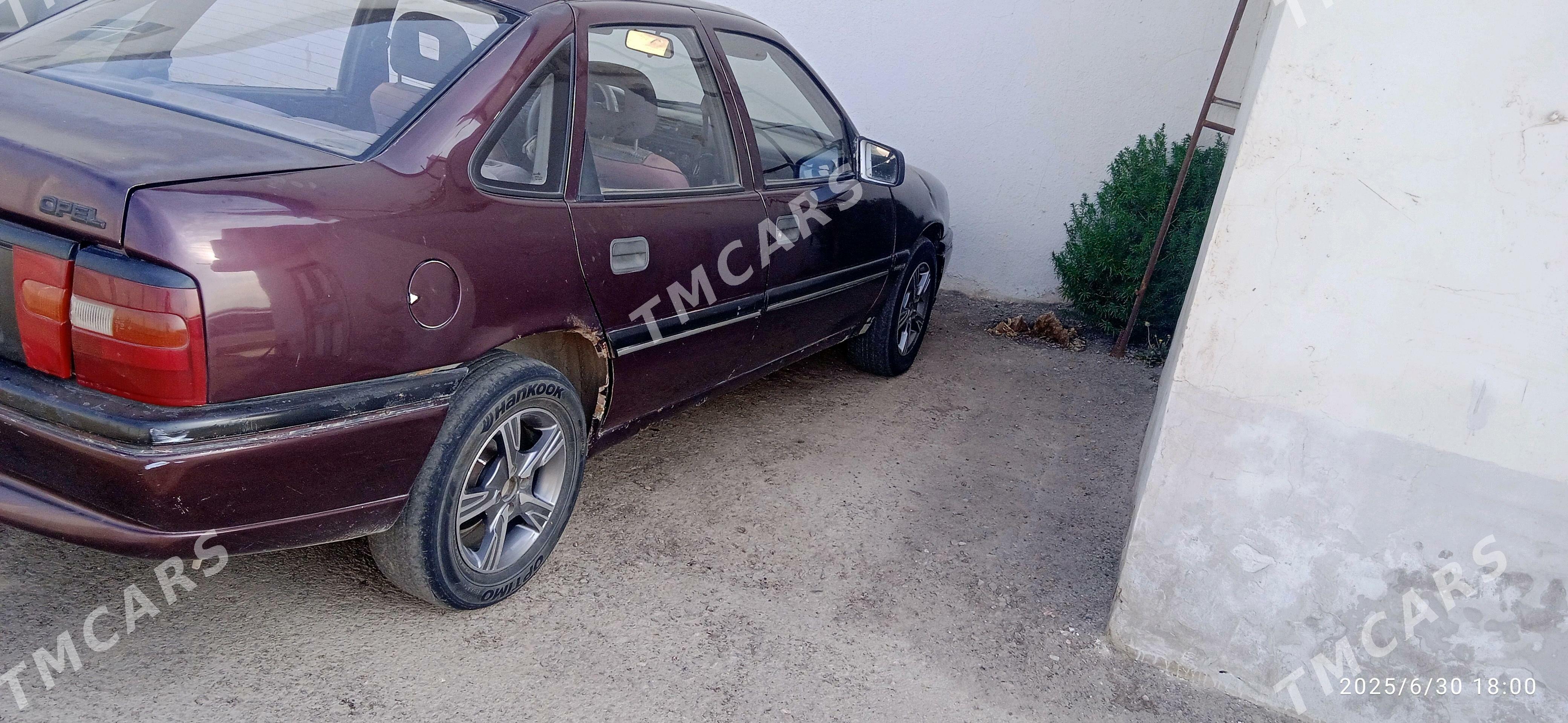 Opel Vectra 1993 - 28 000 TMT - Дашогуз - img 3