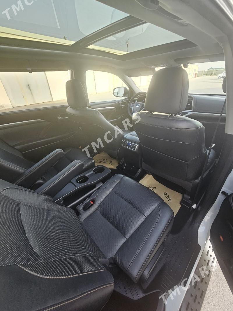 Toyota Highlander 2017 - 492 000 TMT - Aşgabat - img 4