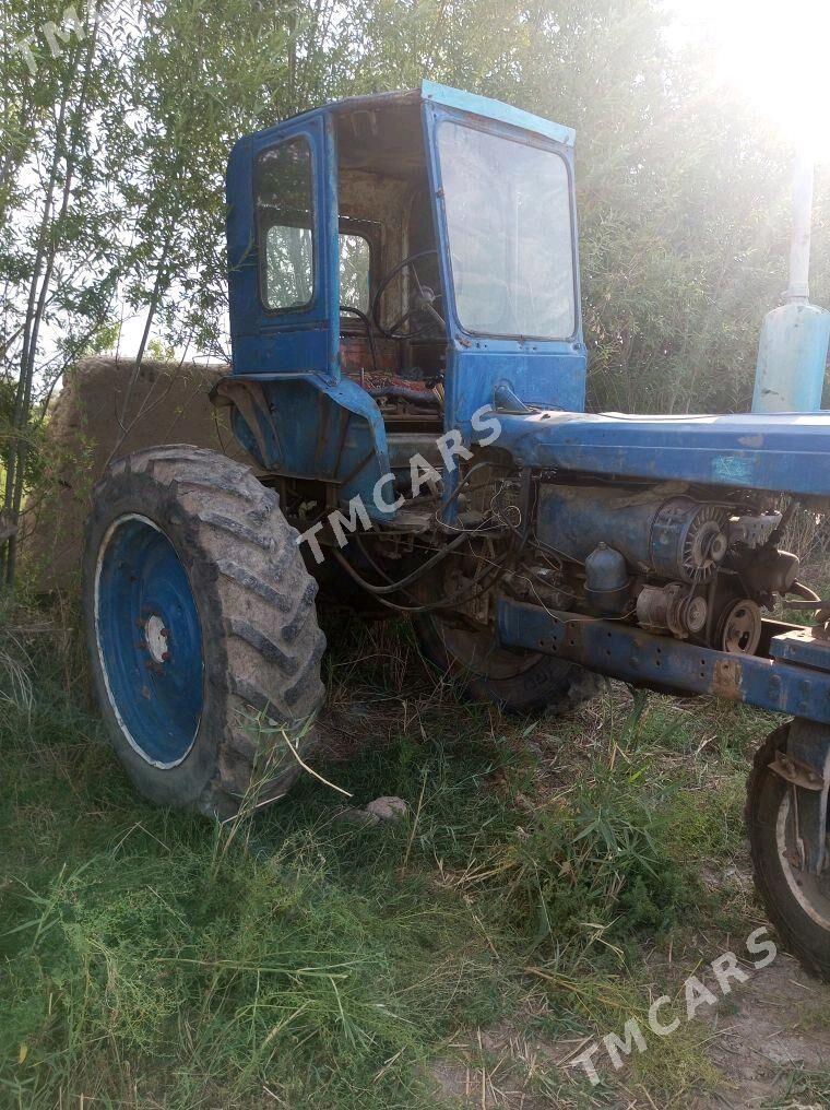 MTZ T-28 1992 - 30 000 TMT - етр. Туркменбаши - img 3