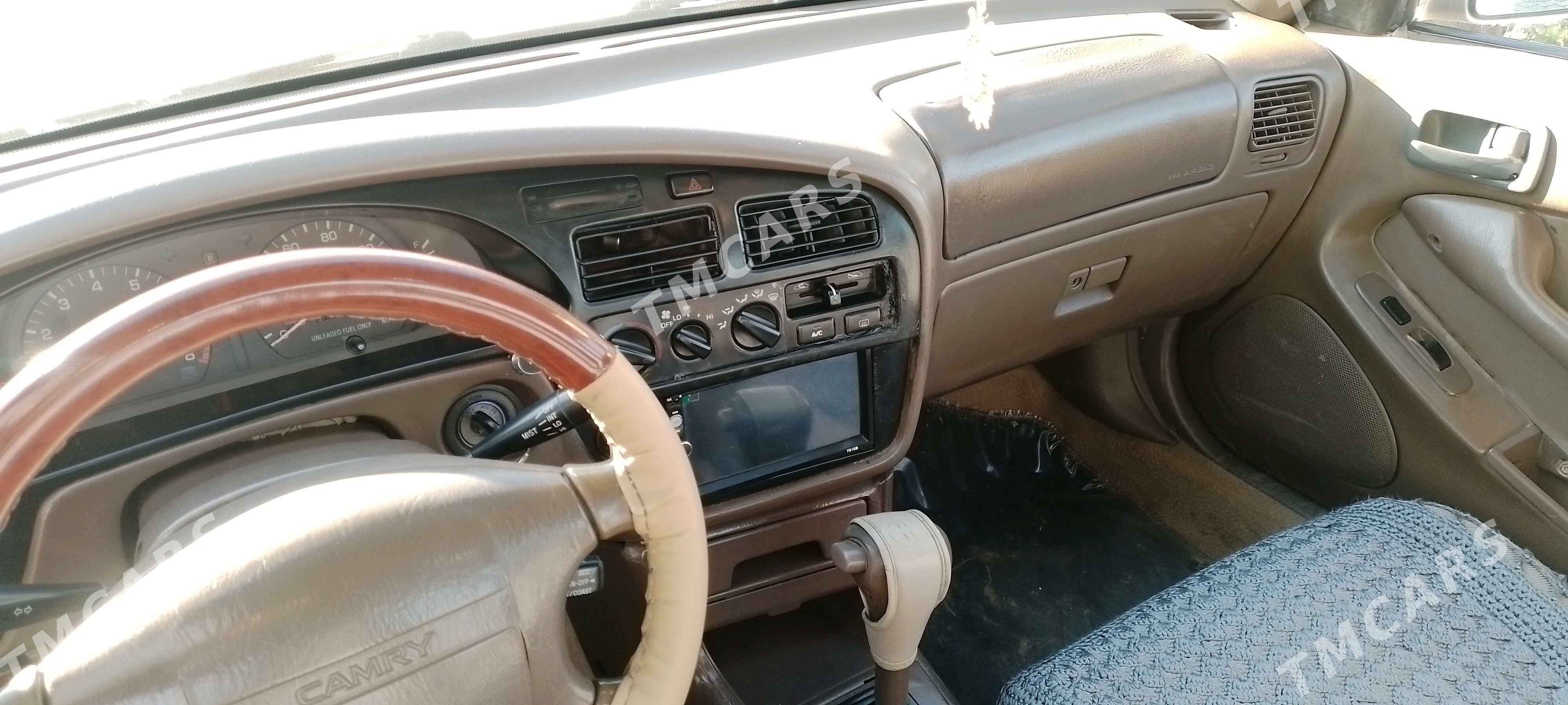 Toyota Camry 1996 - 82 000 TMT - Baýramaly - img 3