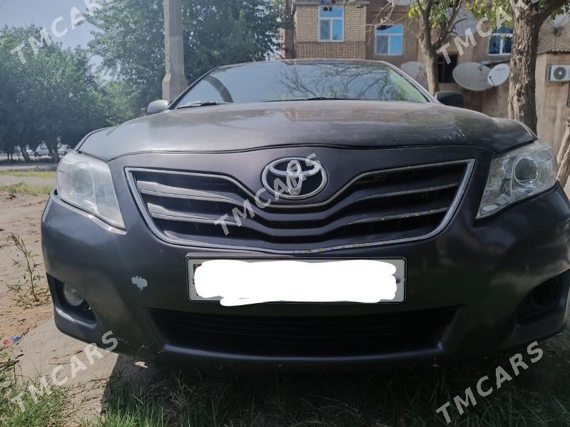 Toyota Camry 2010 - 196 000 TMT - Мары - img 4