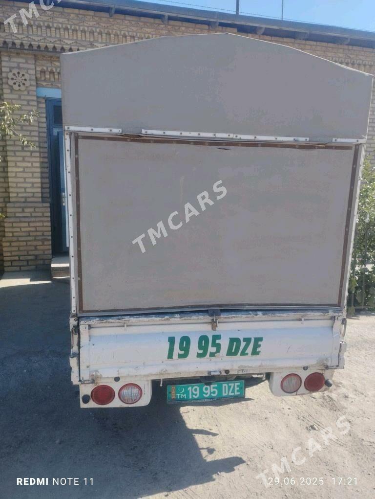 Kia Bongo 2011 - 165 000 TMT - Дашогуз - img 2