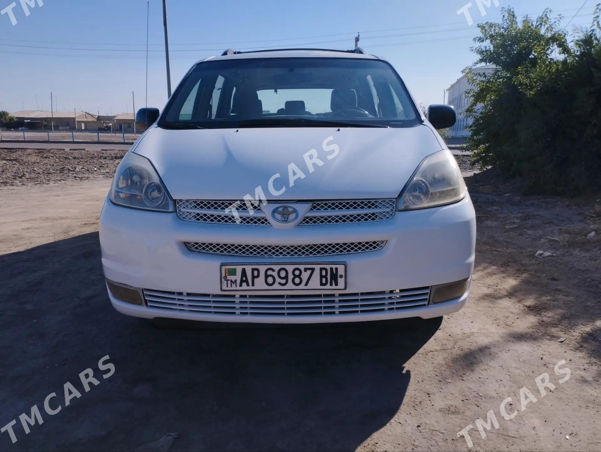 Toyota Sienna 2005 - 160 000 TMT - Daşoguz - img 2