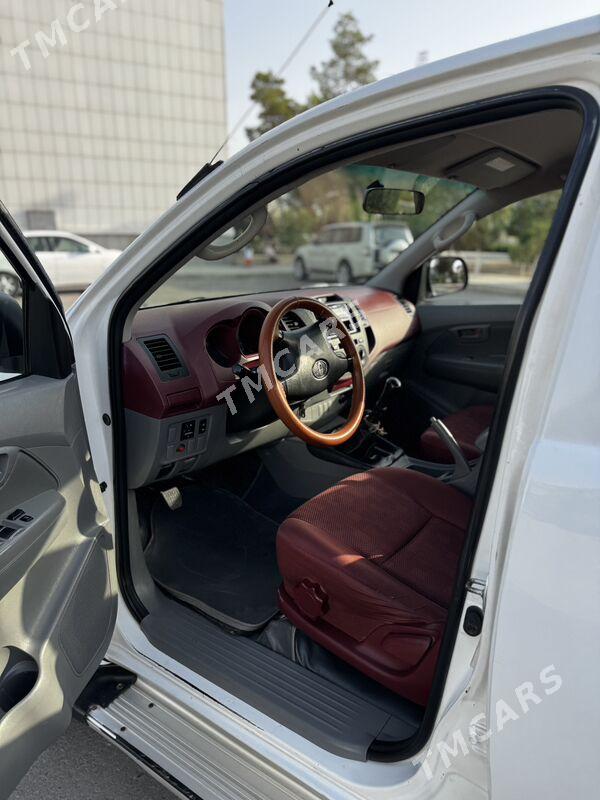Toyota Hilux 2011 - 273 000 TMT - Parahat 2 - img 5
