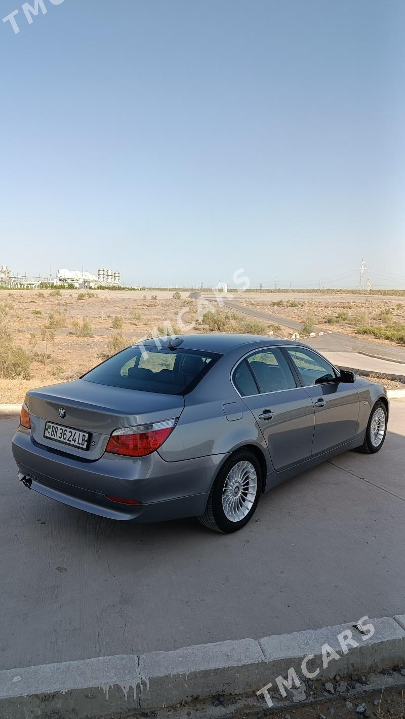 BMW E60 2004 - 160 000 TMT - Türkmenabat - img 7