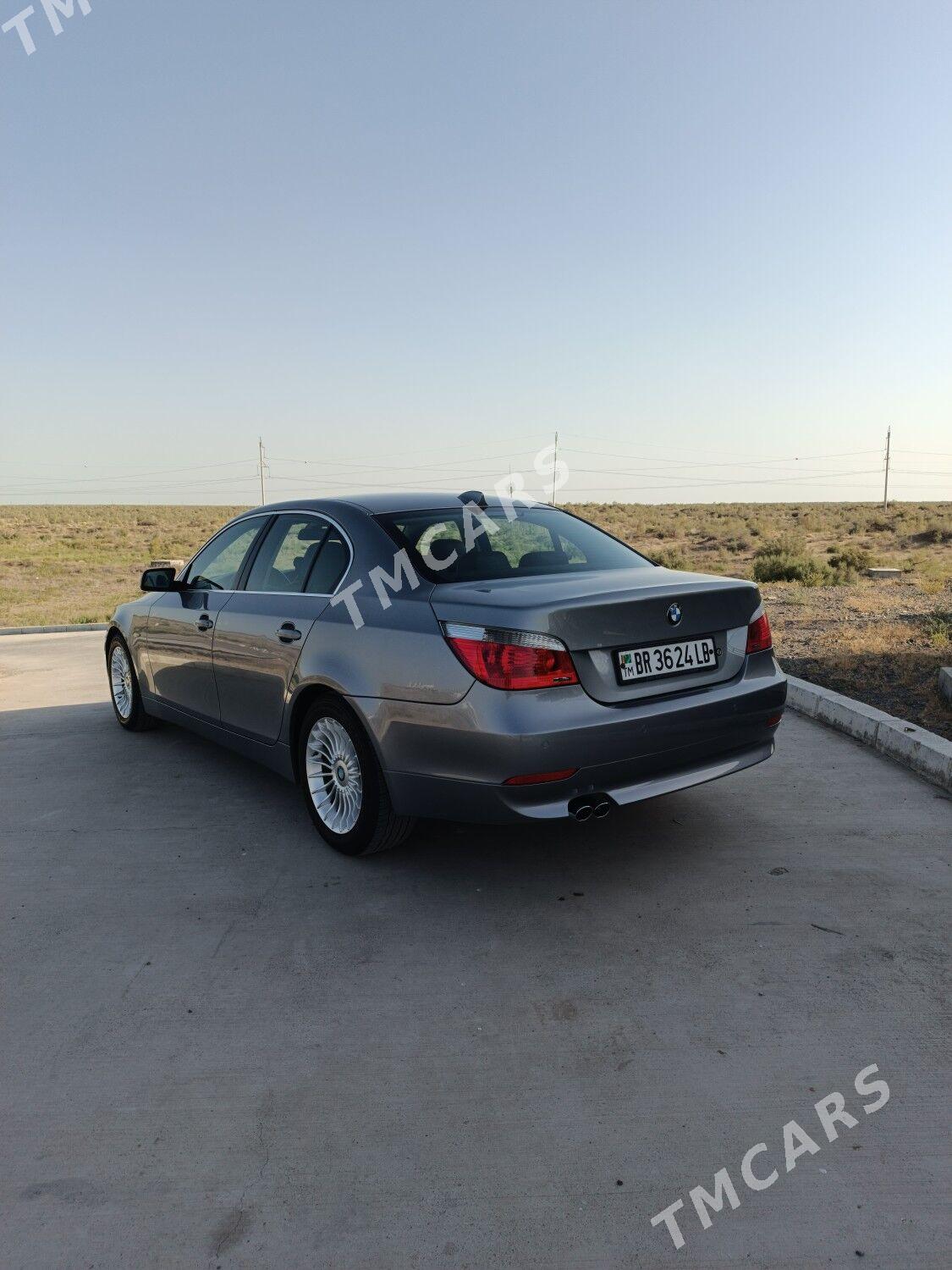BMW E60 2004 - 160 000 TMT - Türkmenabat - img 8