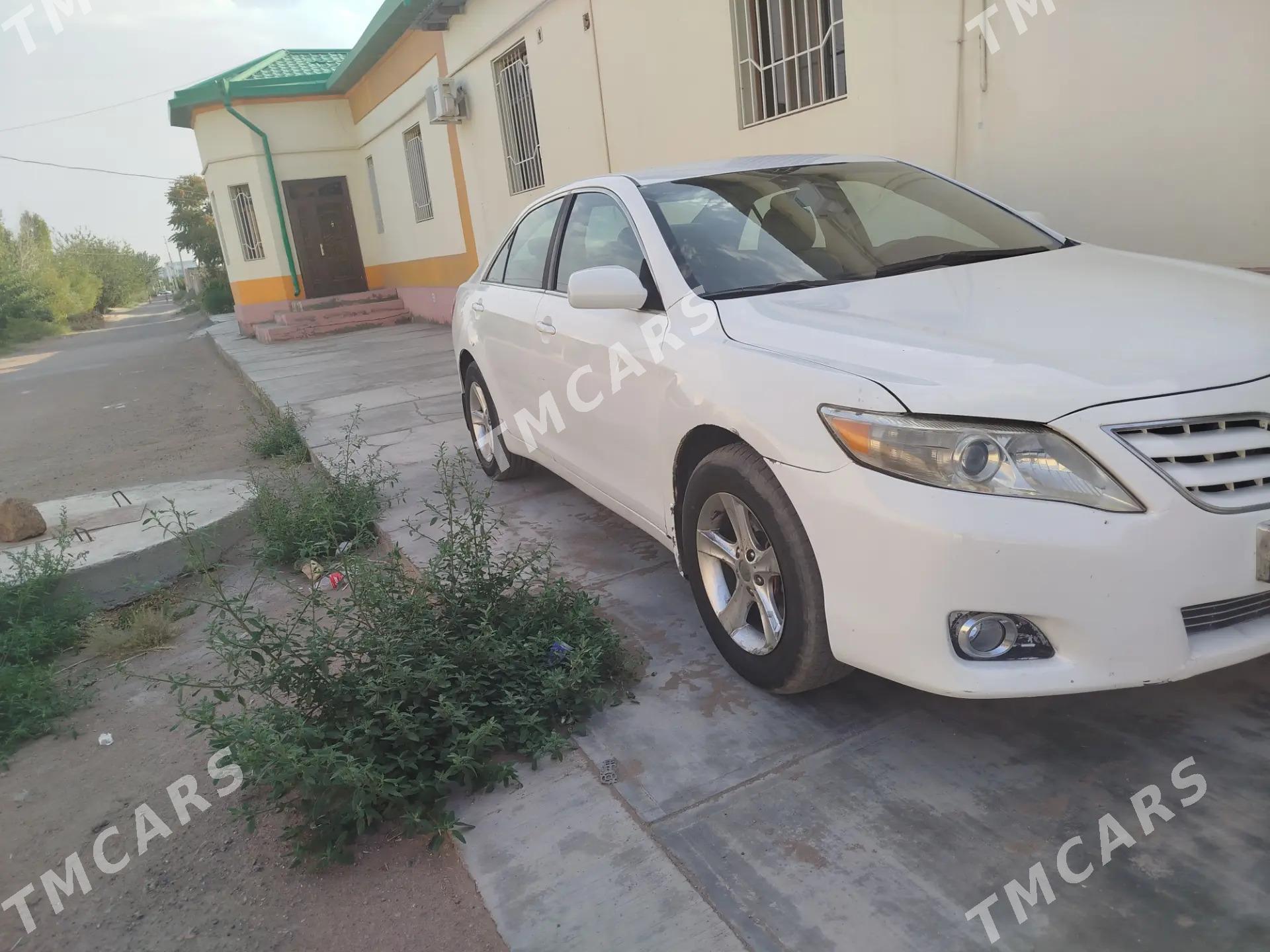 Toyota Camry 2009 - 160 000 TMT - Дашогуз - img 4