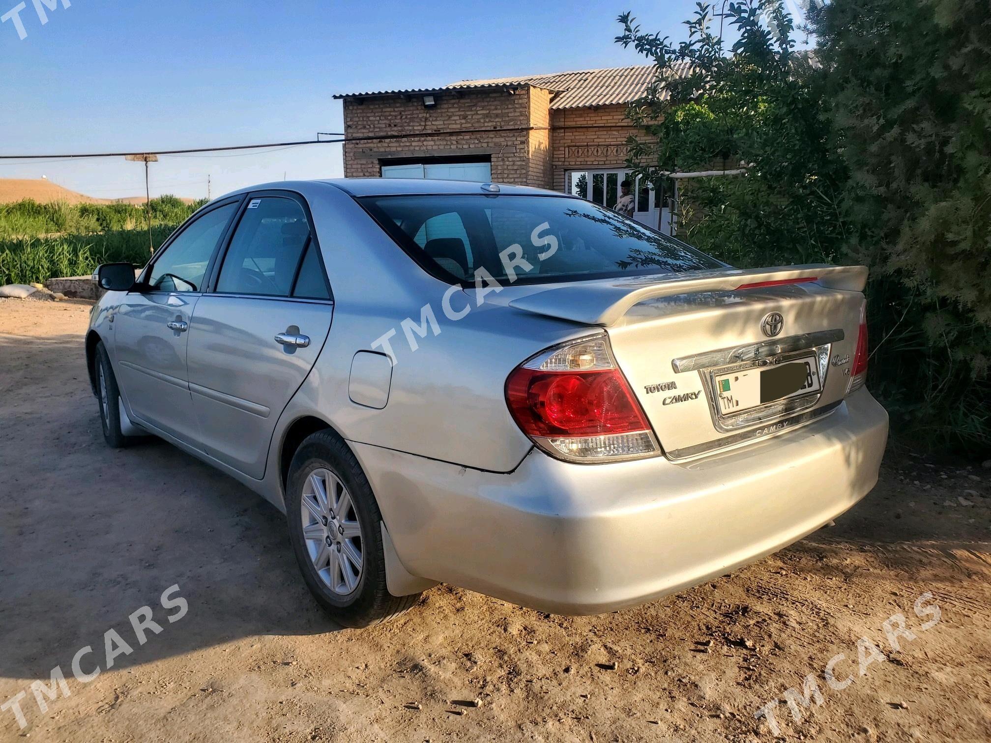 Toyota Camry 2004 - 140 000 TMT - Сейди - img 2
