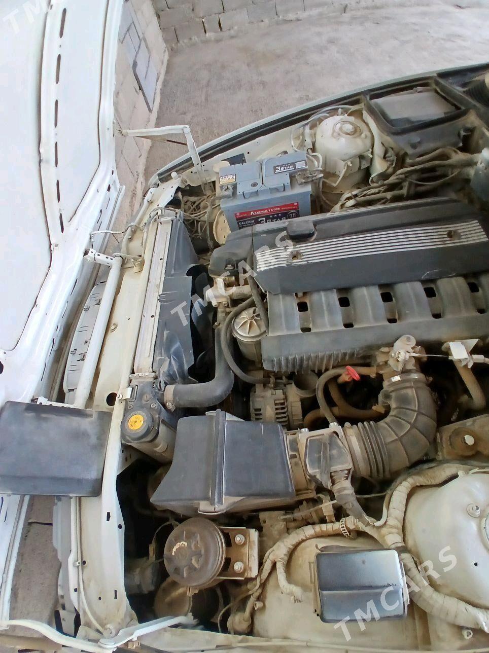 BMW 525 1993 - 65 000 TMT - Кака - img 4