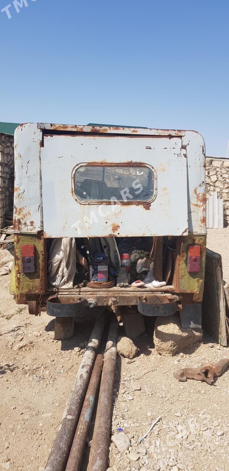 UAZ 469 1982 - 10 000 TMT - Balkanabat - img 2