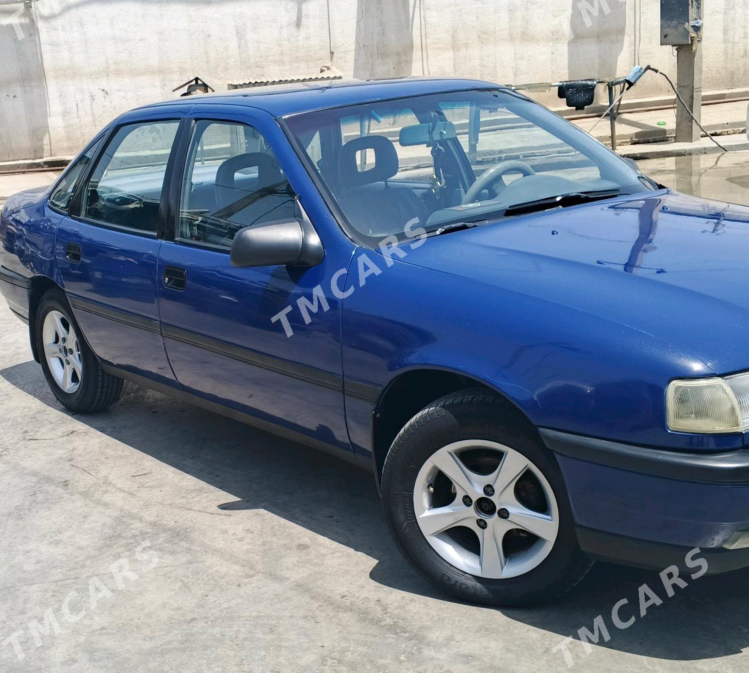 Opel Vectra 1991 - 30 000 TMT - Mary - img 3