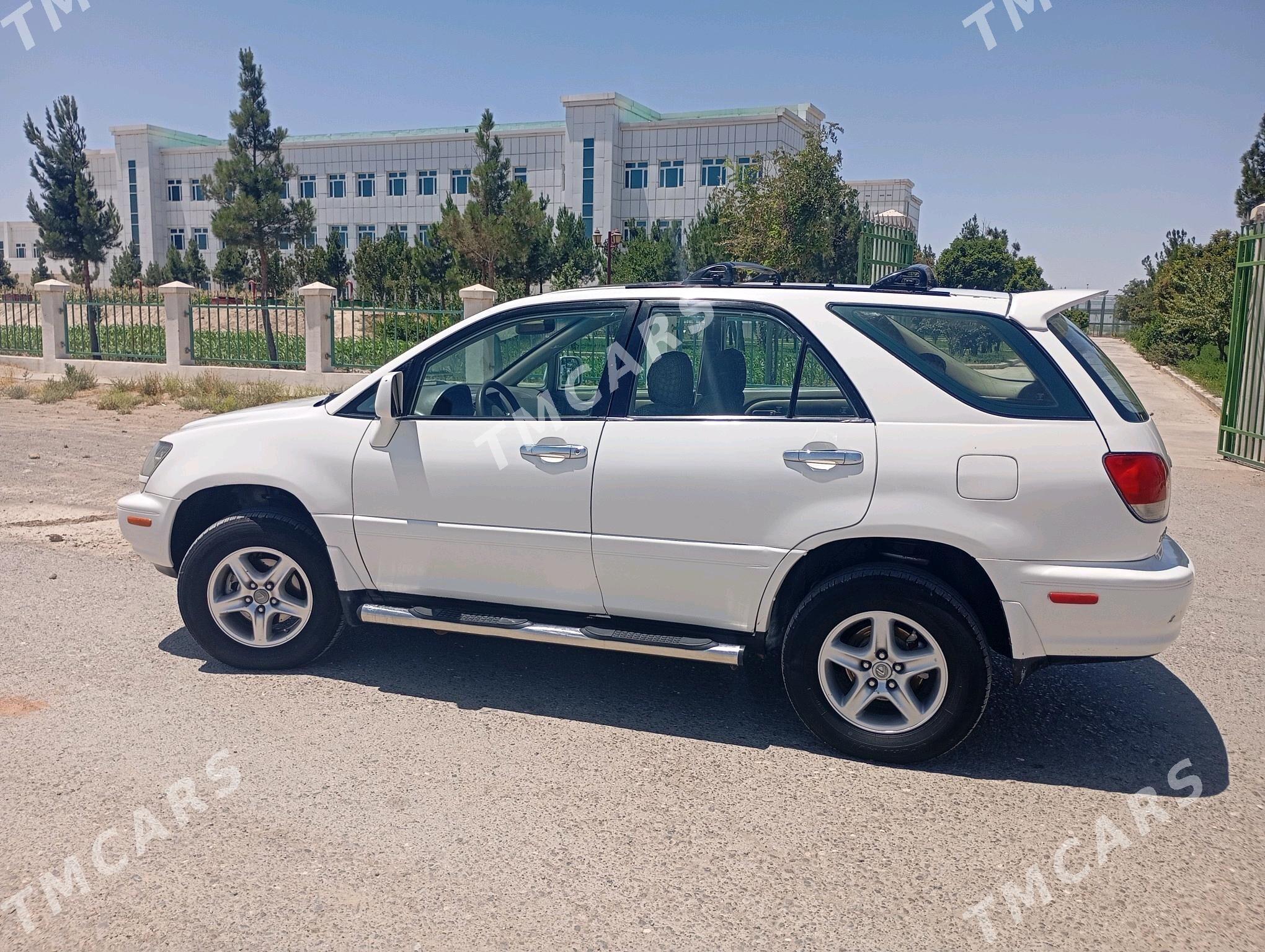 Lexus RX 300 2000 - 140 000 TMT - Халач - img 4