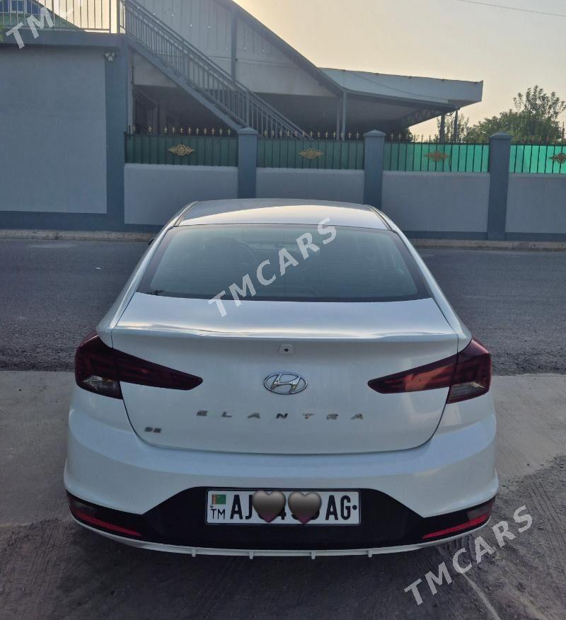 Hyundai Elantra 2019 - 235 000 TMT - Aşgabat - img 2