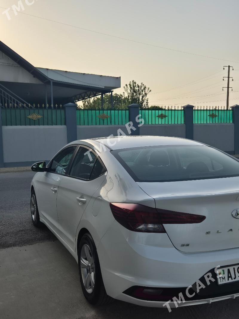 Hyundai Elantra 2019 - 235 000 TMT - Aşgabat - img 7