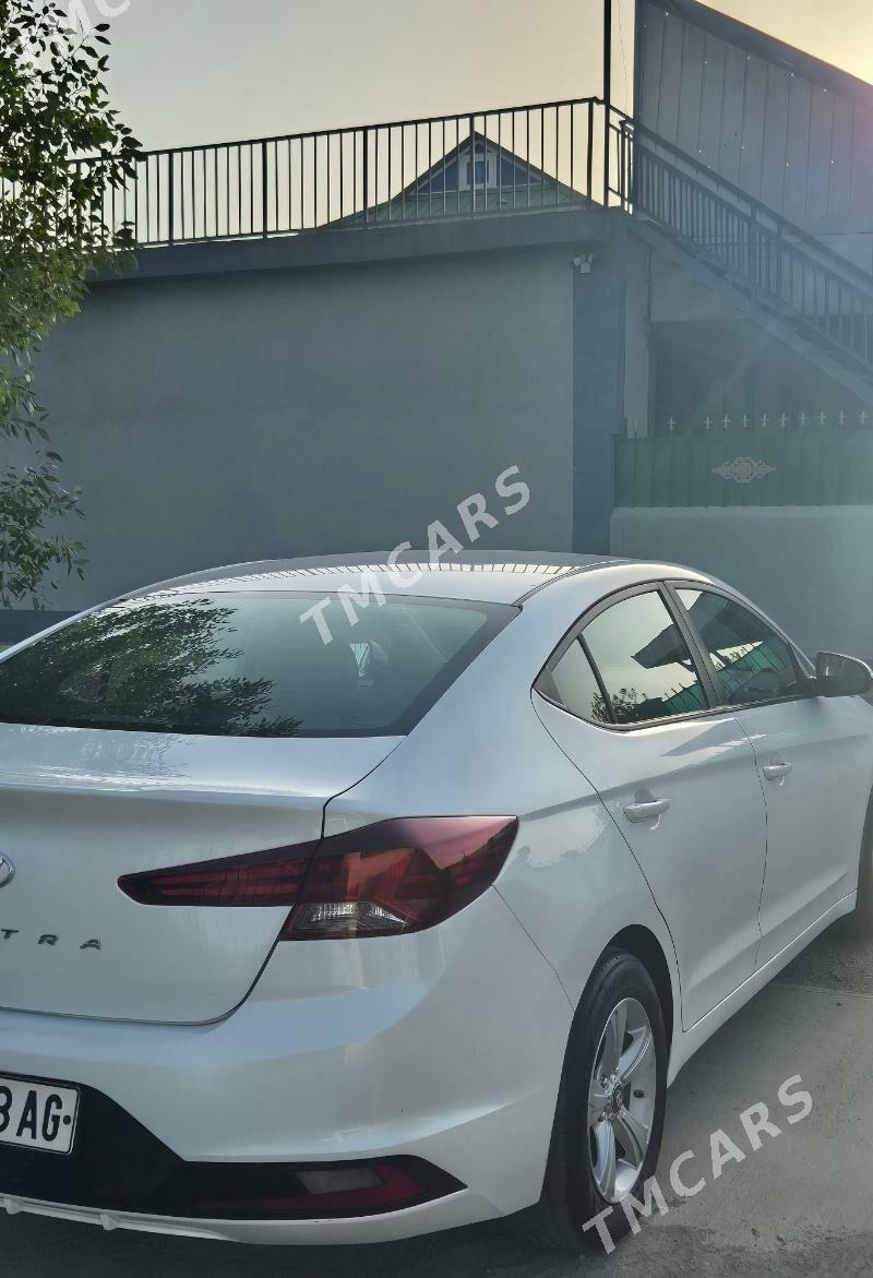 Hyundai Elantra 2019 - 235 000 TMT - Aşgabat - img 8