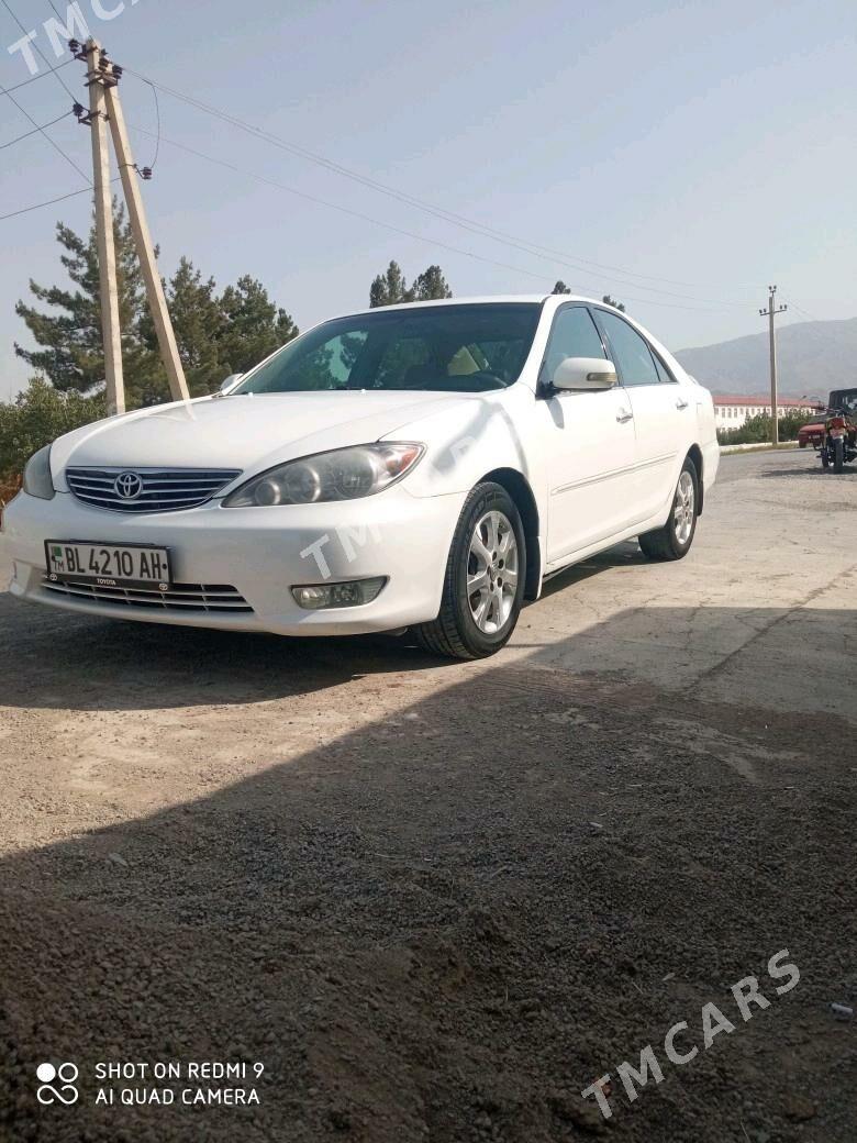 Toyota Camry 2003 - 155 000 TMT - Bäherden - img 3