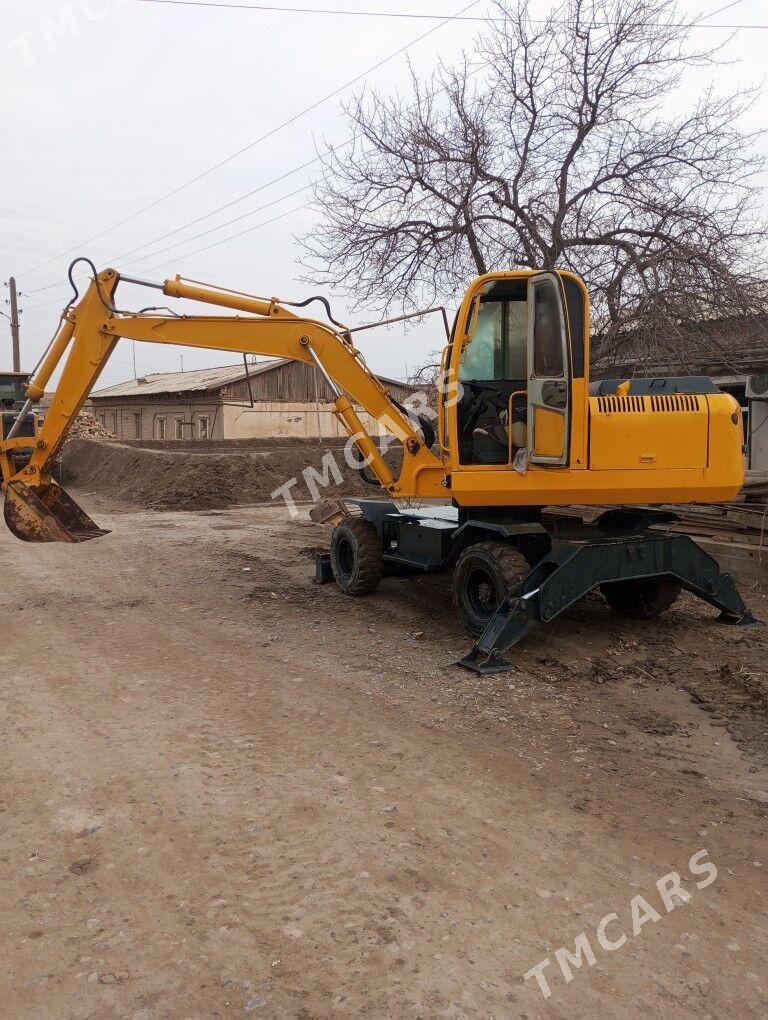 XCMG LW300F 2010 - 300 000 TMT - Дянев - img 5