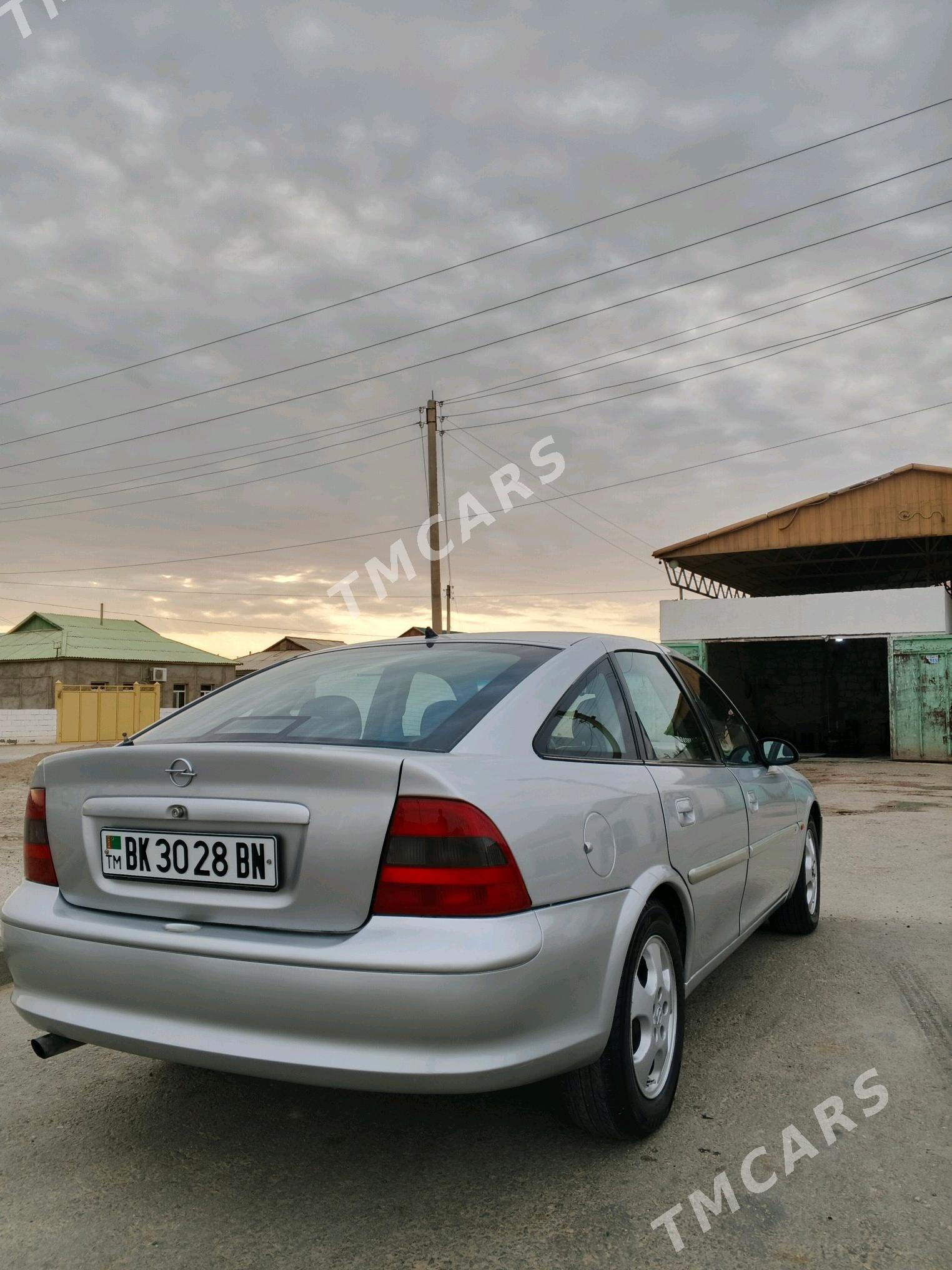 Opel Vectra 1998 - 55 000 TMT - Джебел - img 7