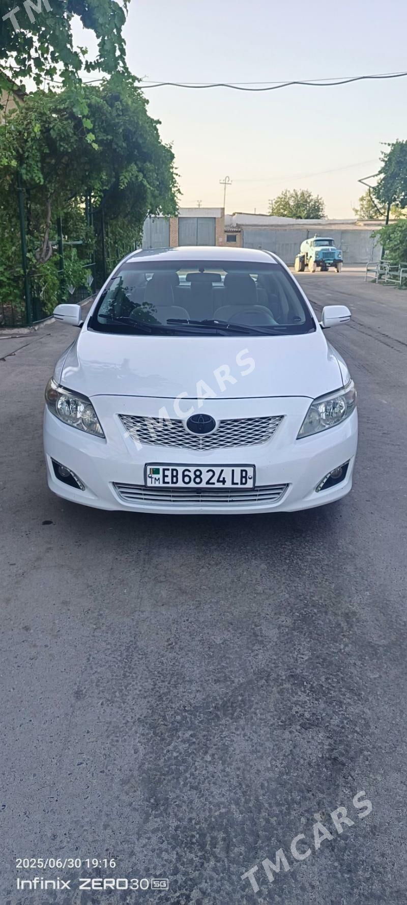 Toyota Corolla 2010 - 140 000 TMT - Türkmenabat - img 2