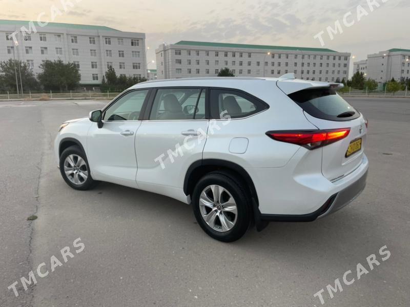 Toyota Highlander 2022 - 660 000 TMT - Aşgabat - img 5
