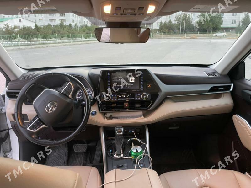 Toyota Highlander 2022 - 660 000 TMT - Aşgabat - img 4