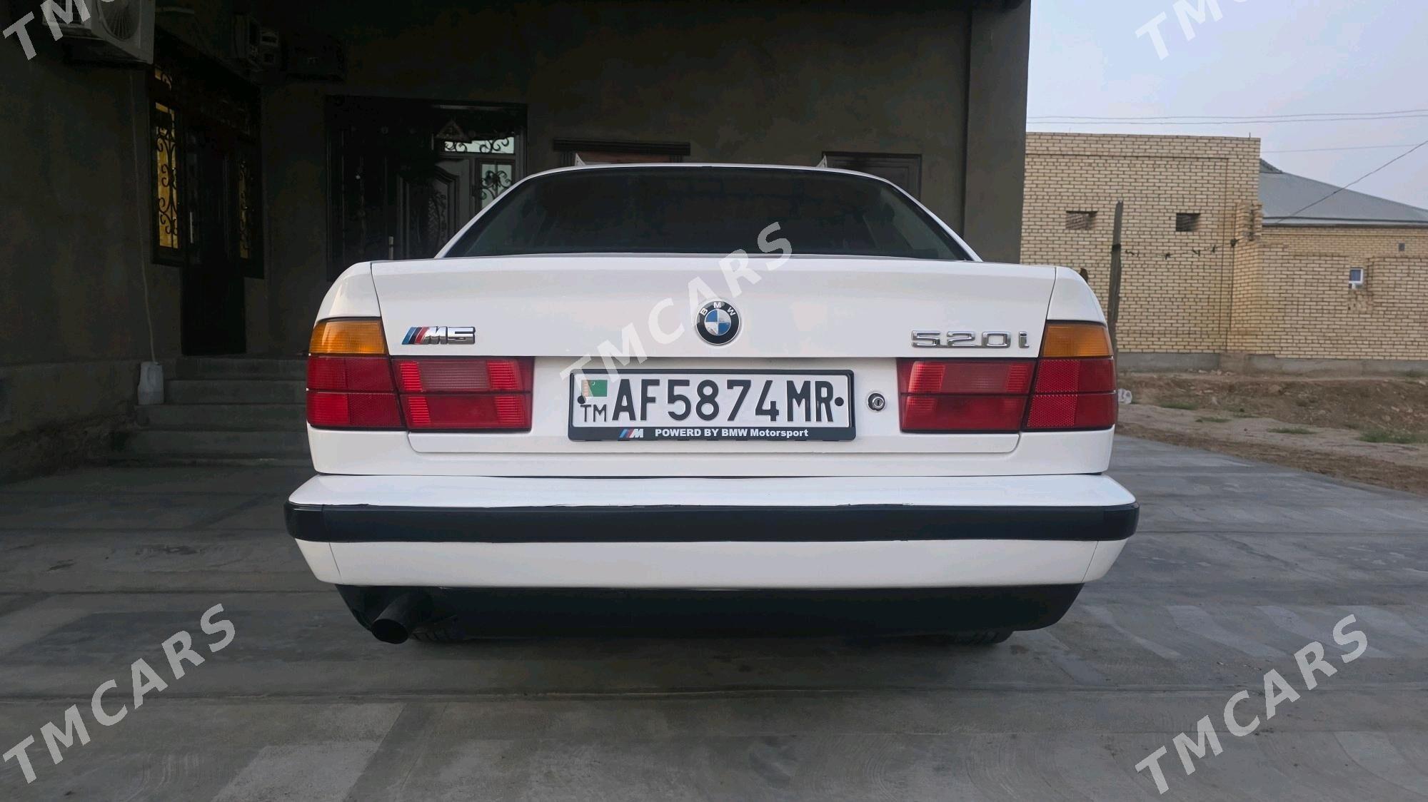 BMW 520 1990 - 50 000 TMT - Мары - img 4