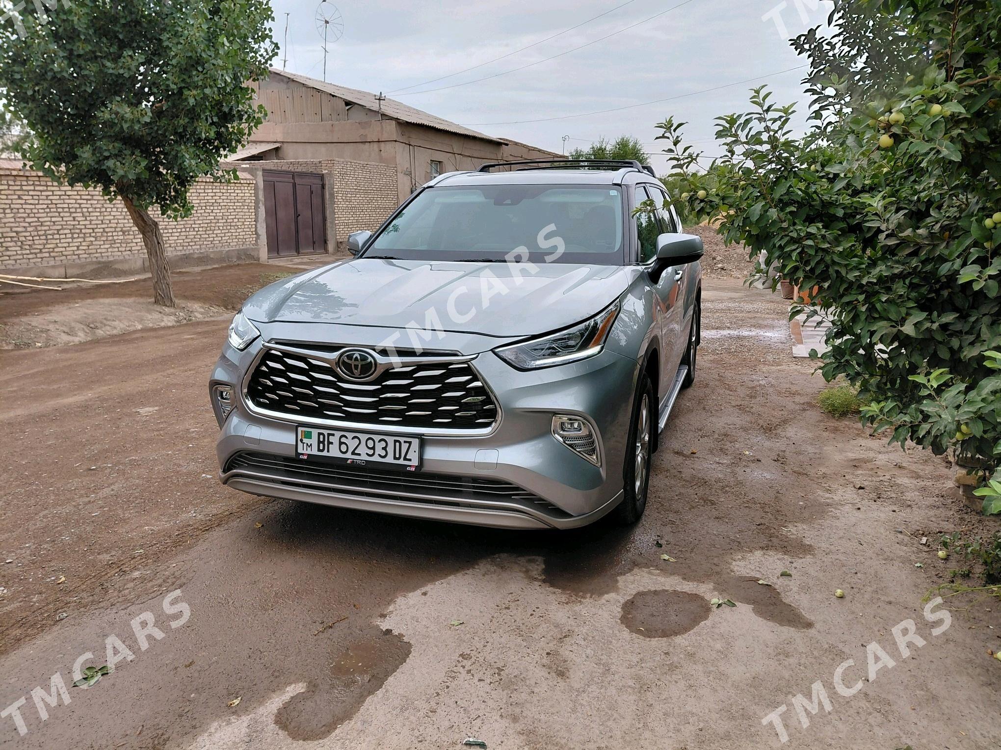 Toyota Highlander 2020 - 495 000 TMT - Дашогуз - img 4
