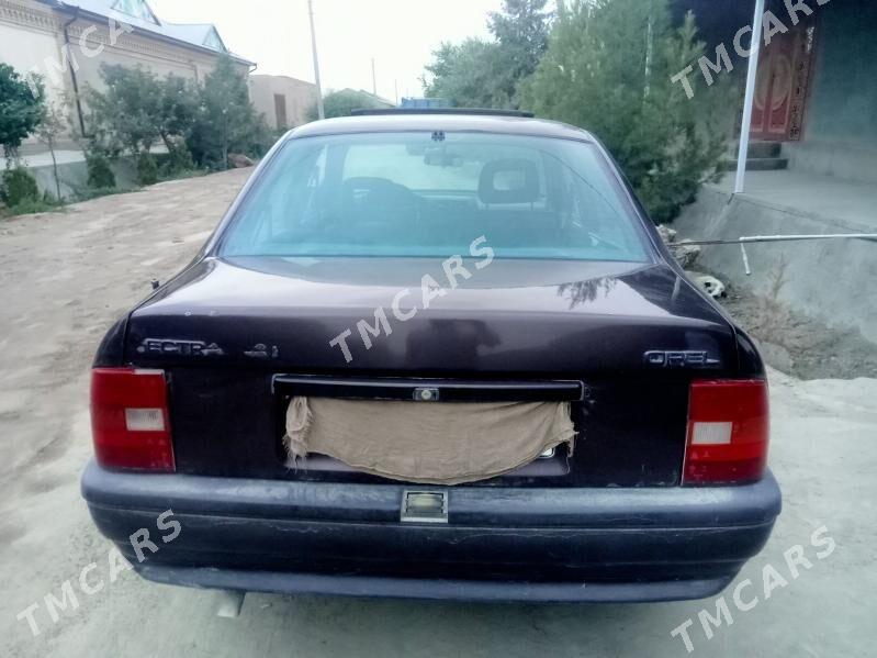 Opel Vectra 1992 - 25 000 TMT - Акдепе - img 4