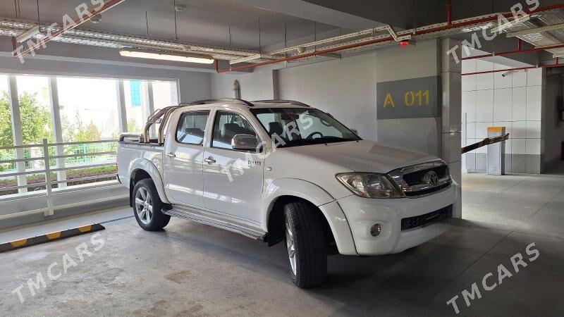 Toyota Hilux 2010 - 260 000 TMT - Aşgabat - img 2