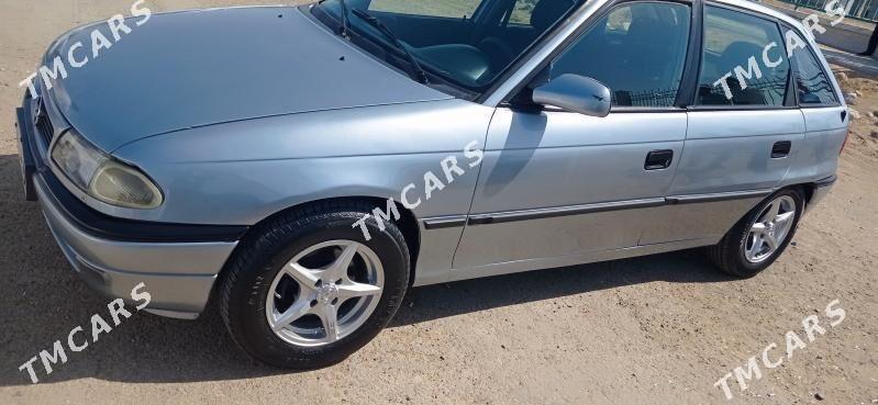 Opel Astra 1991 - 40 000 TMT - Тагтабазар - img 4