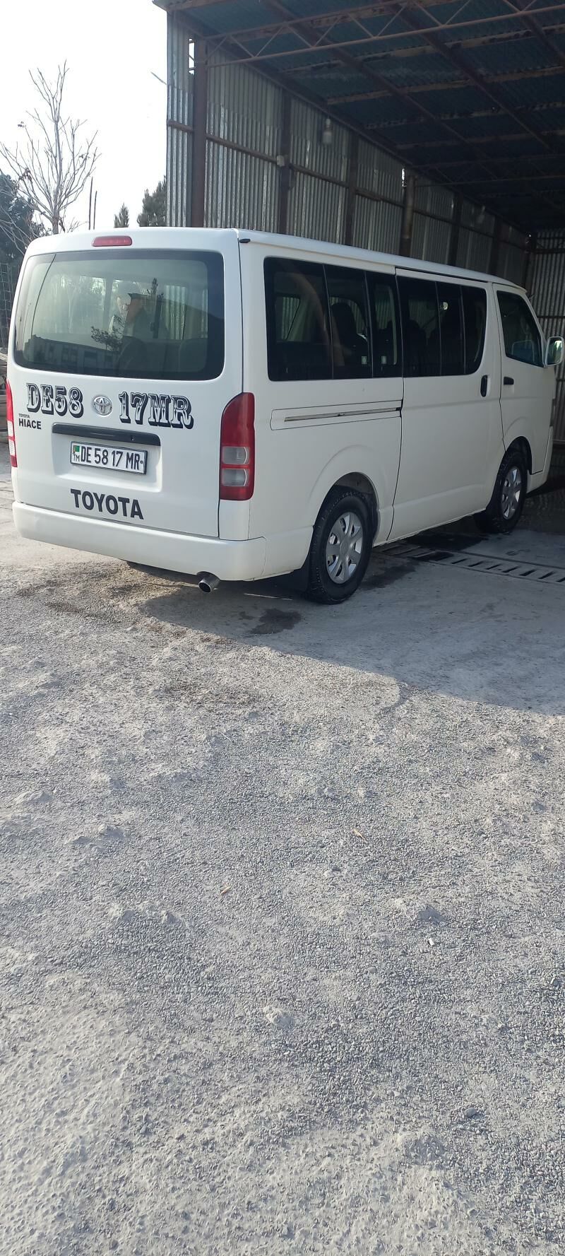 Toyota Hiace 2013 - 320 000 TMT - Мары - img 4