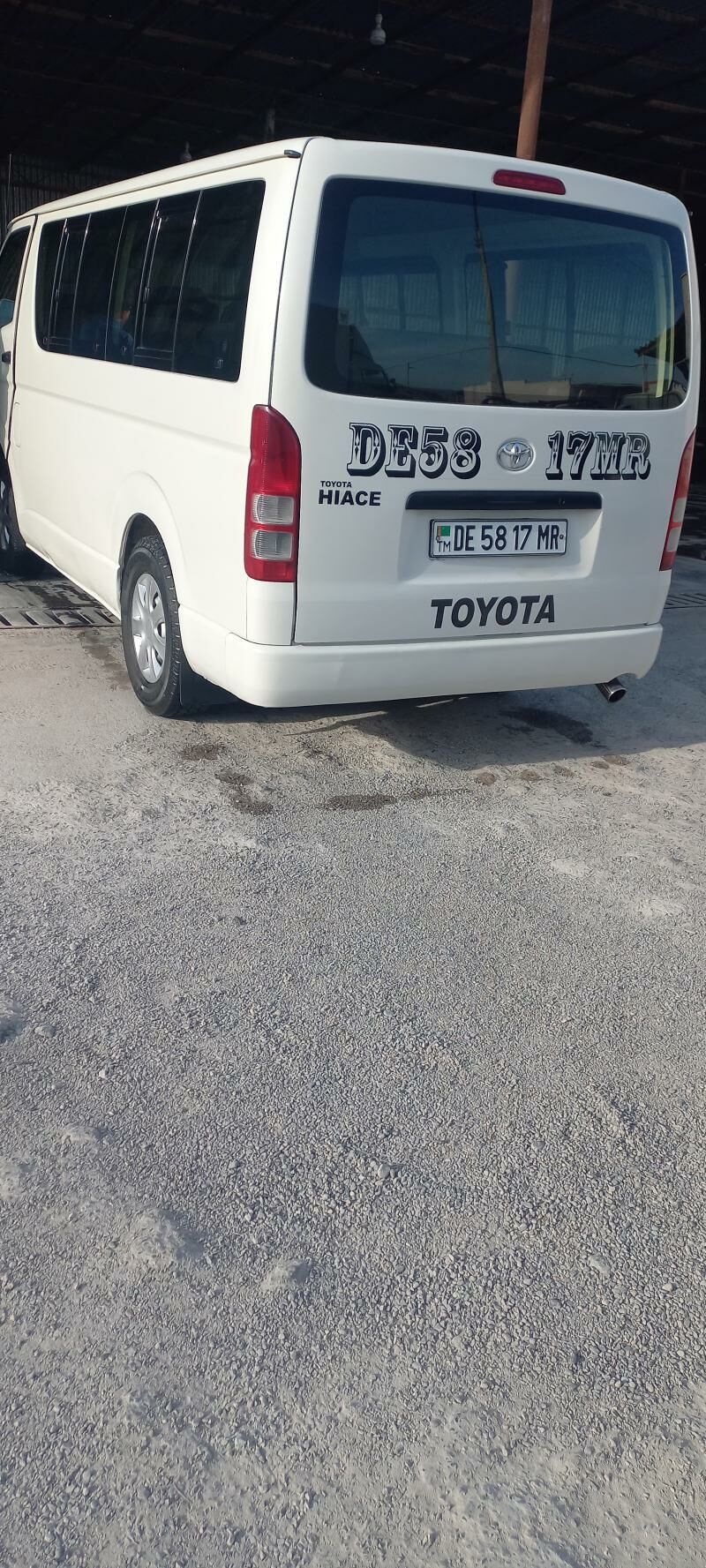 Toyota Hiace 2013 - 320 000 TMT - Мары - img 5