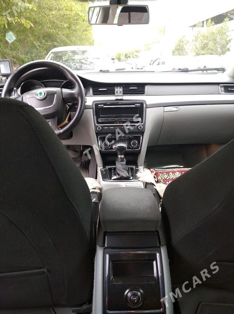 Skoda Superb​ 2010 - 120 000 TMT - Aşgabat - img 4