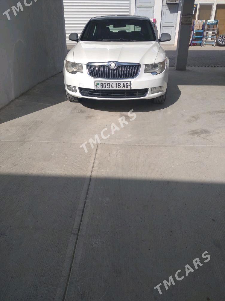 Skoda Superb​ 2010 - 120 000 TMT - Aşgabat - img 5
