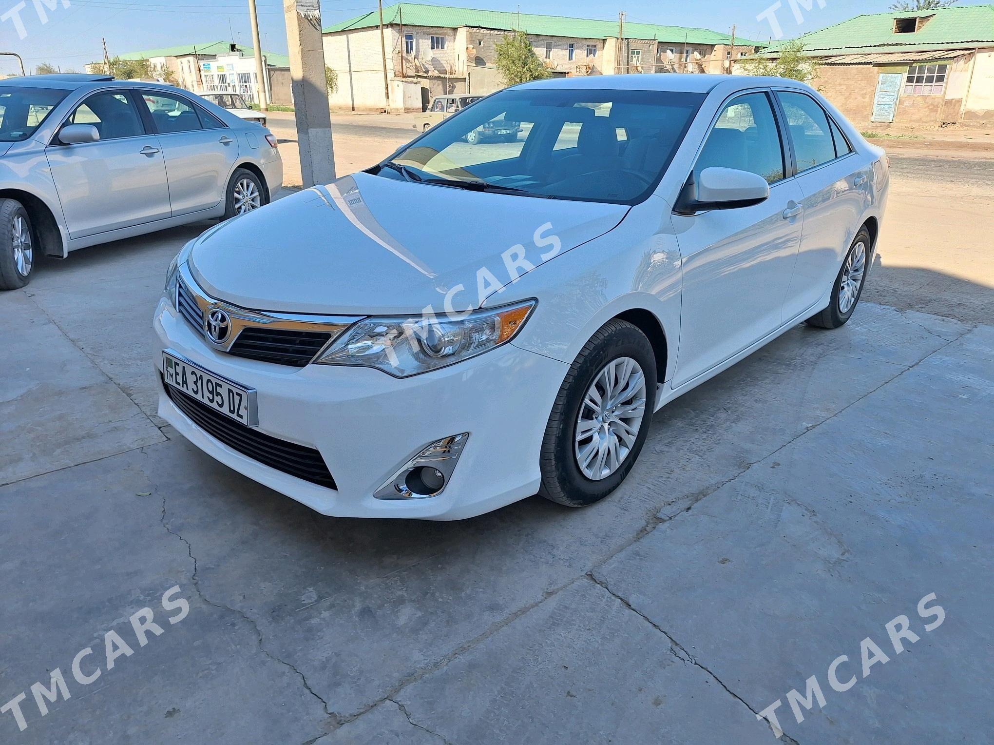Toyota Camry 2013 - 240 000 TMT - Кёнеургенч - img 6