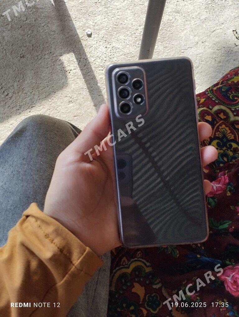 Galaxy a52  - Дянев - img 3
