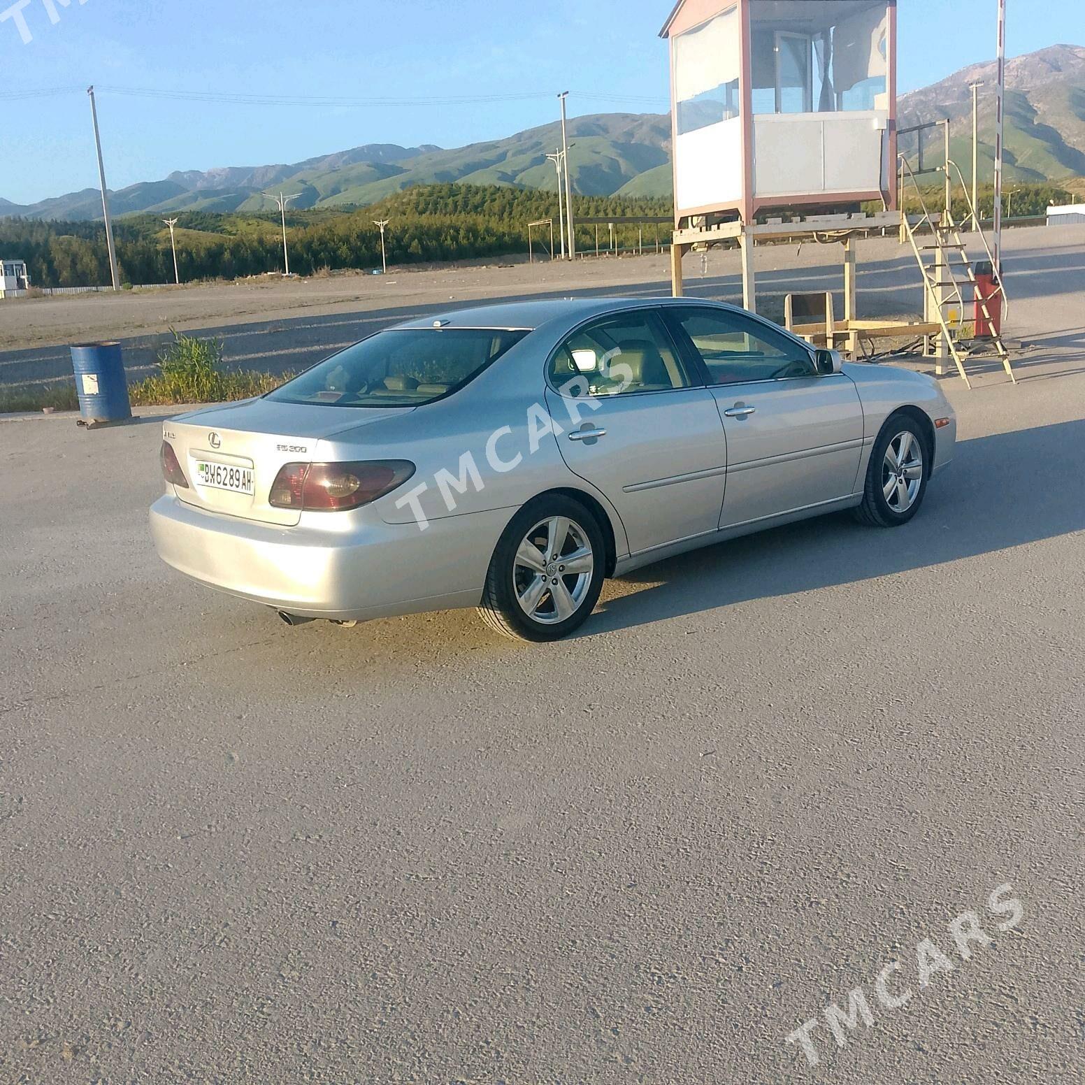 Lexus ES 300 2003 - 170 000 TMT - Ак-Бугдайский этрап - img 5
