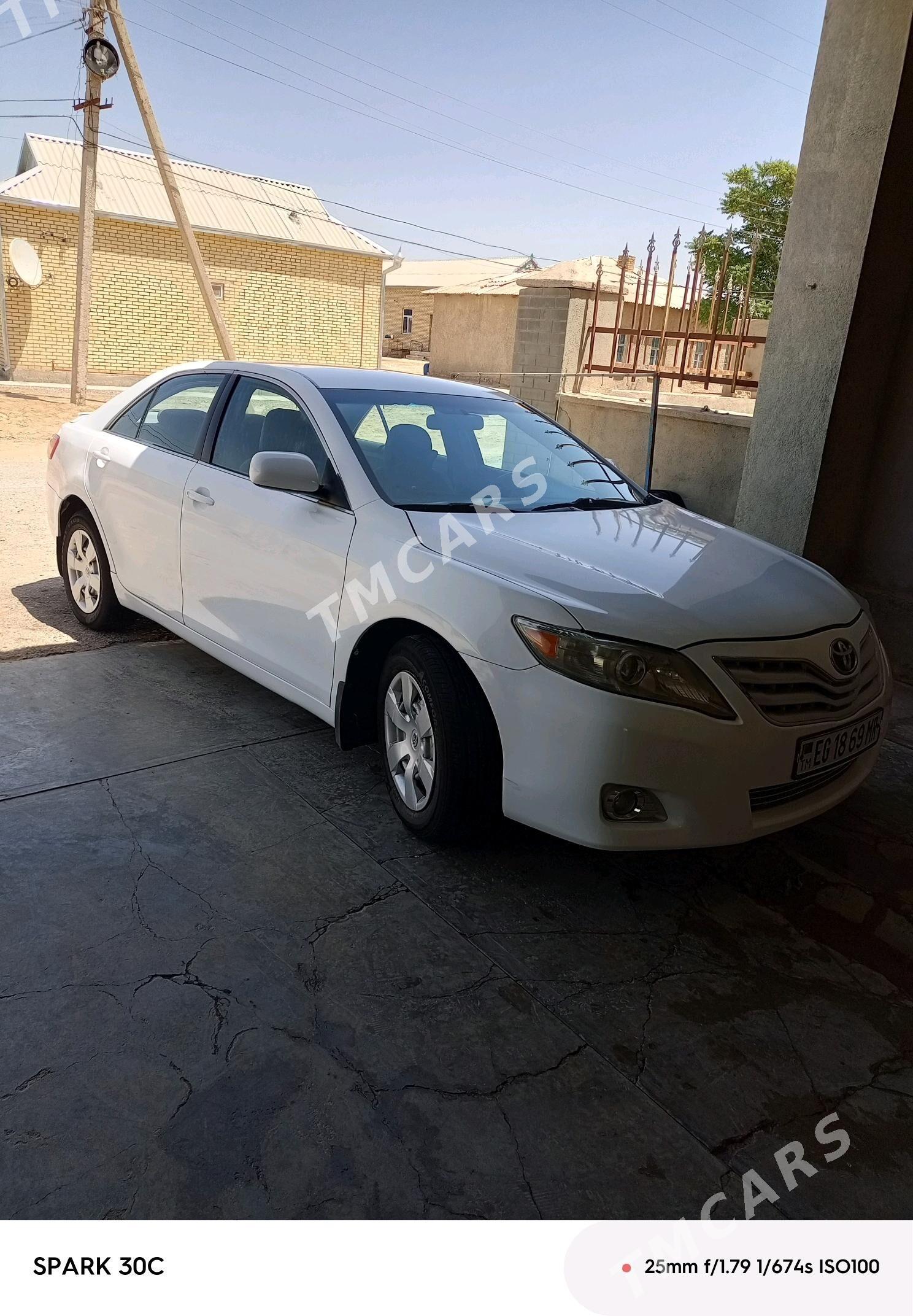 Toyota Camry 2010 - 140 000 TMT - Murgap - img 3