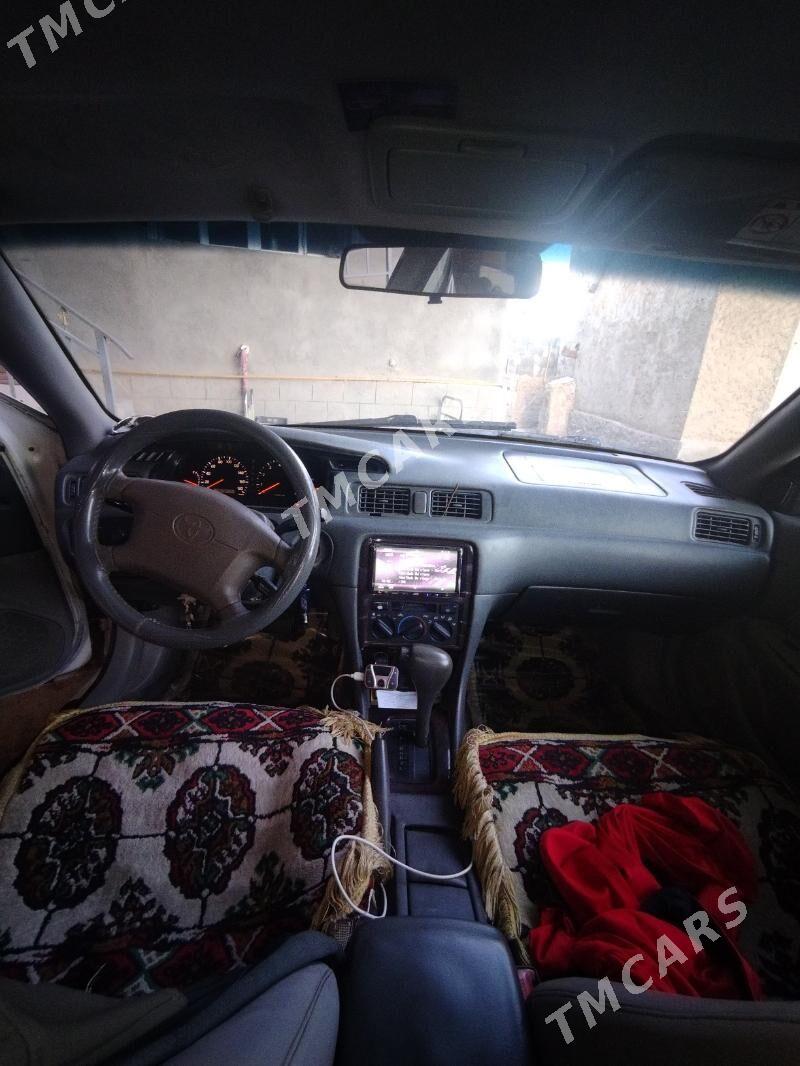 Toyota Camry 1998 - 110 000 TMT - Койтендаг - img 8