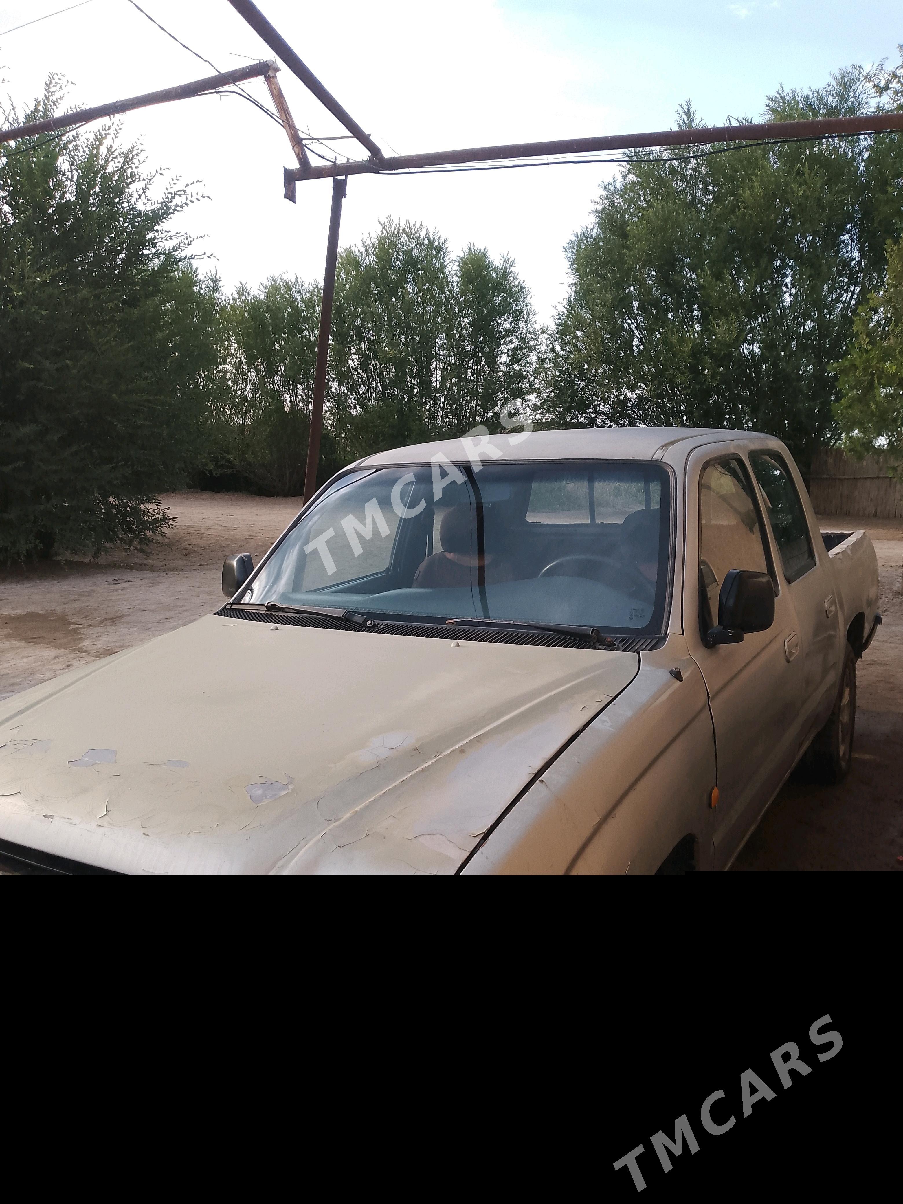 Toyota Hilux 2003 - 45 000 TMT - Türkmenbaşy etr. - img 6