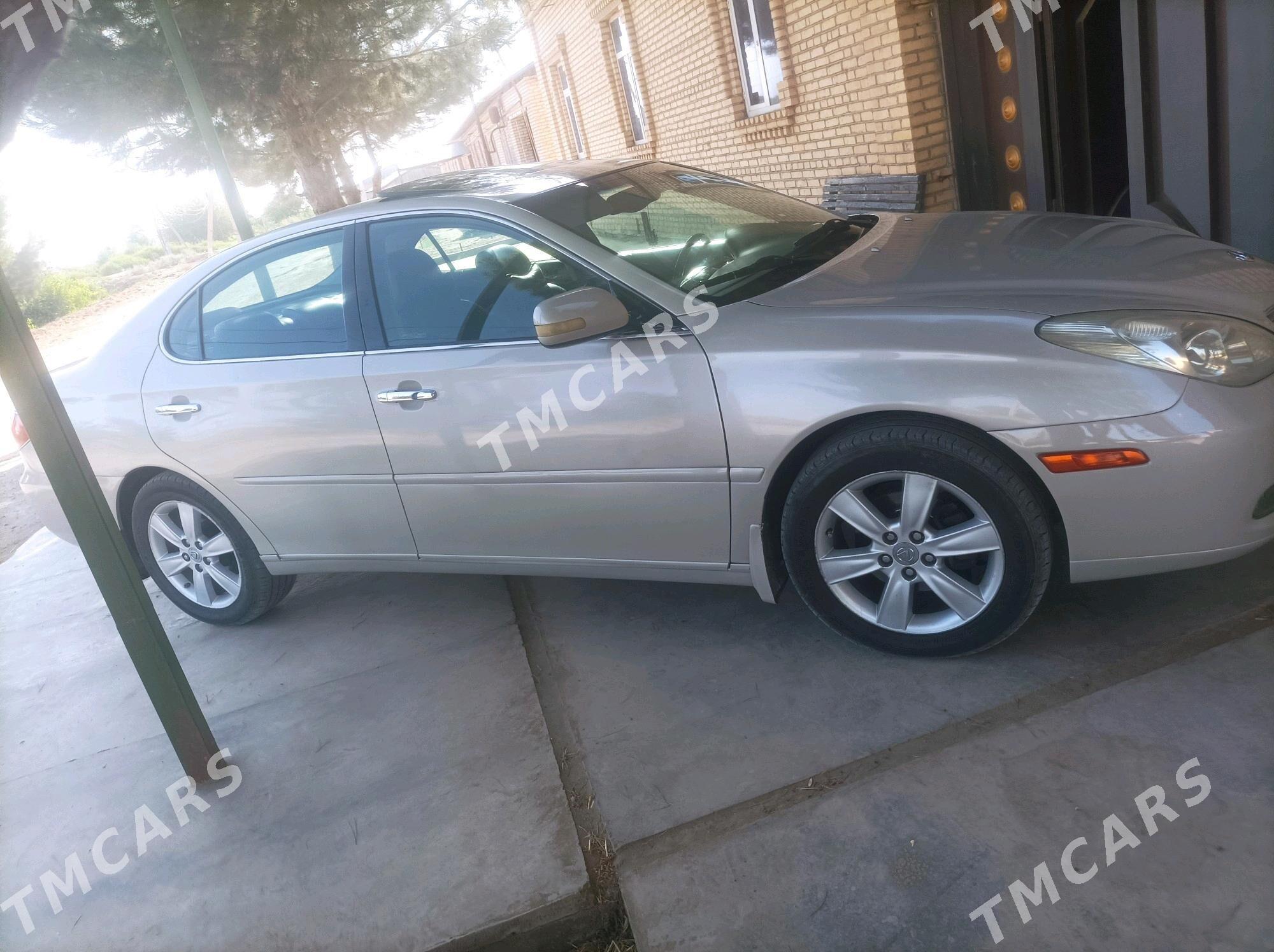 Lexus ES 330 2004 - 190 000 TMT - Дянев - img 7