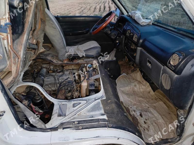 Toyota Hiace 2002 - 70 000 TMT - Türkmenabat - img 2