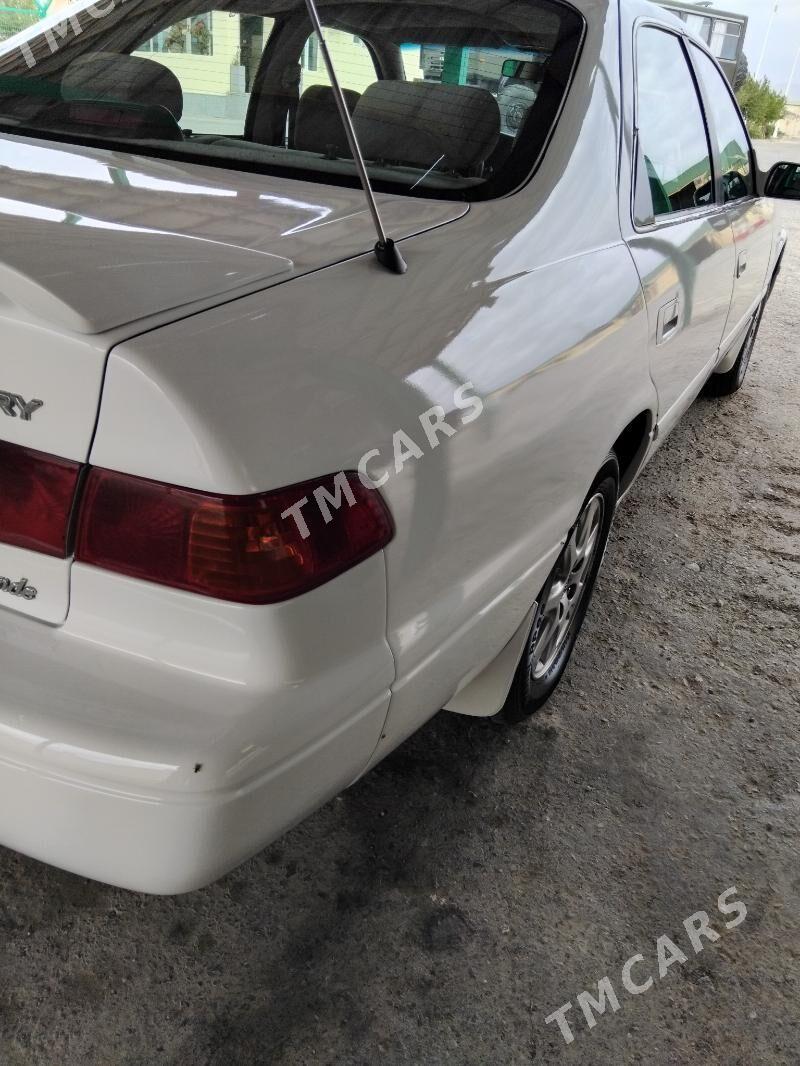 Toyota Camry 1998 - 125 000 TMT - Гызыларбат - img 2